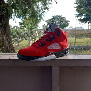 Air Jordan Retro 5